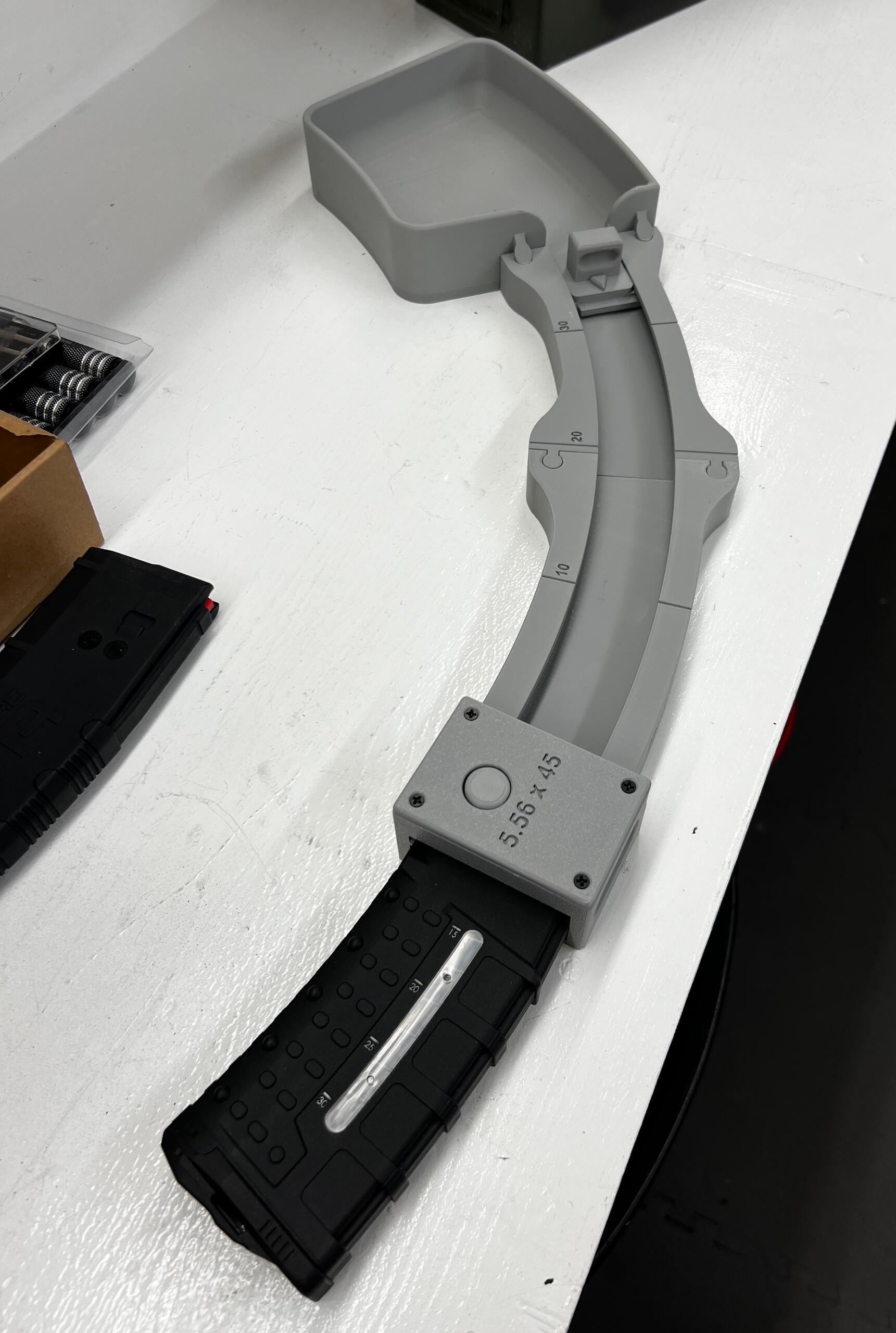 5.56 mag speedloader 5.56 mag speeloader